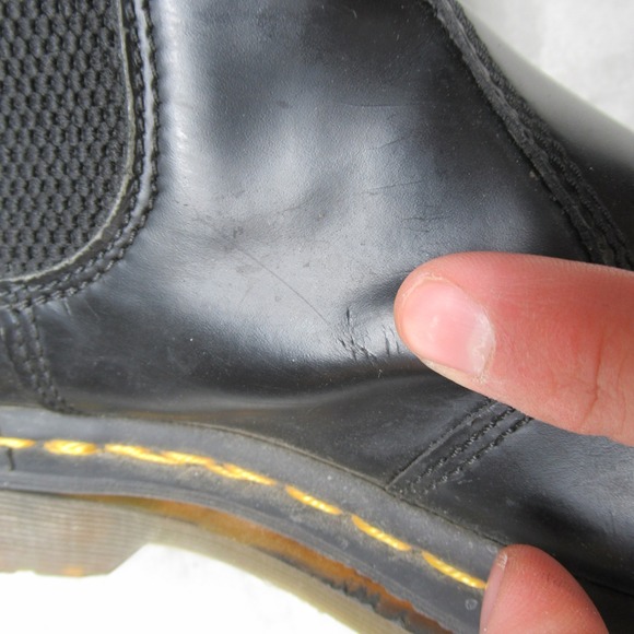 Dr Martens Unisex Boots W8 7M Black 2976 Chelsea Leather Ankle Pull On Casual - Picture 16 of 16